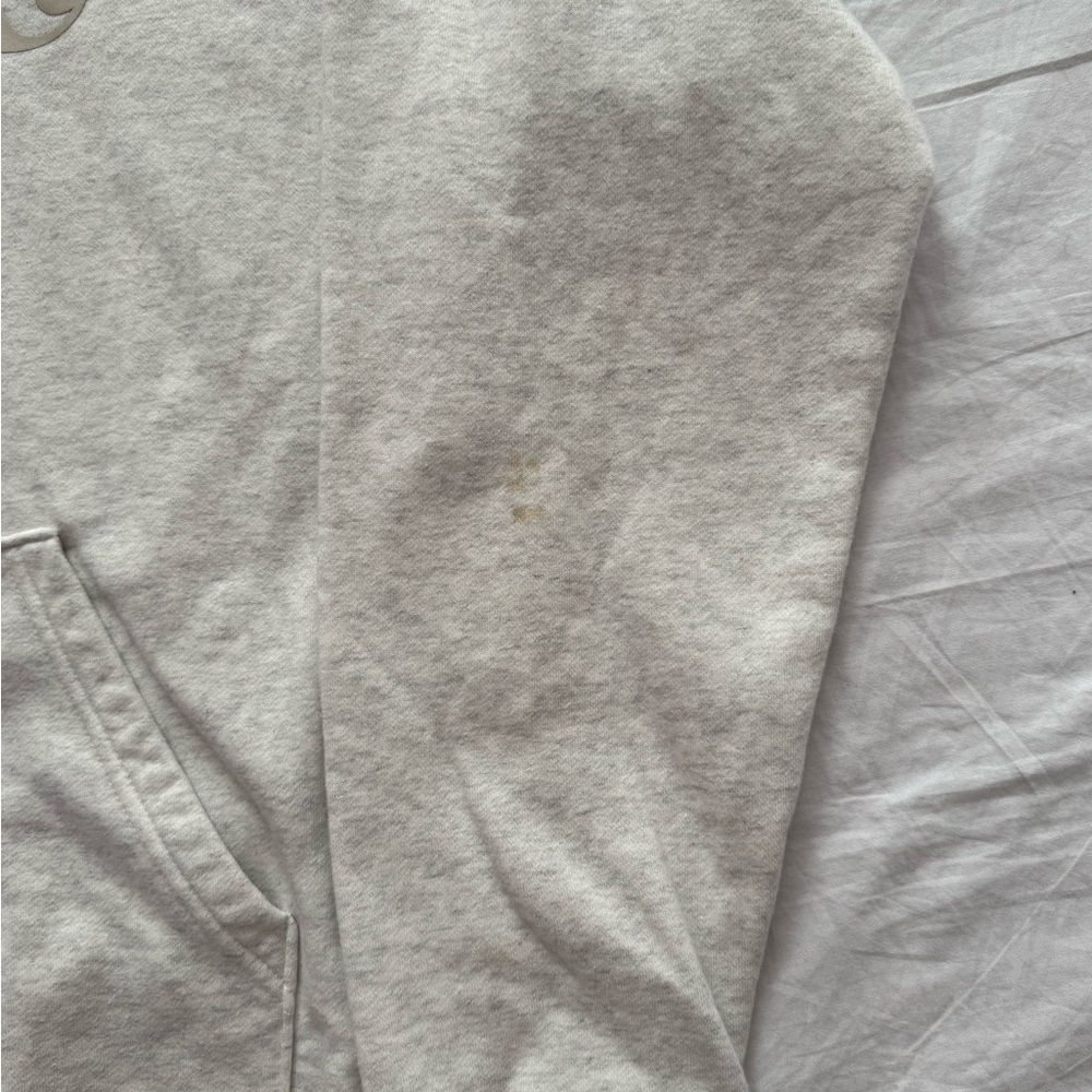 Weekends With Adele Raised Print Hoodie Womens L - image 5